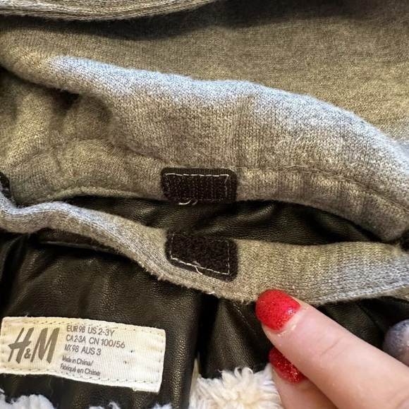 EUC H&M Faux Leather Hooded Toddler Boys Jacket size 2-3Y - Picture 5 of 6